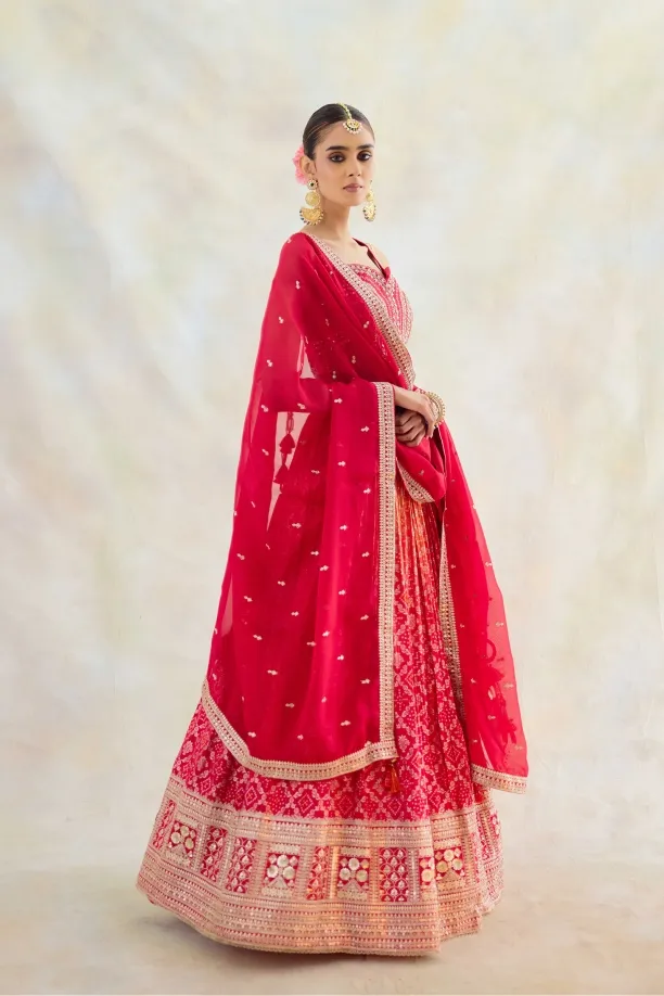 Ombre Red Gharchola Lehenga Set