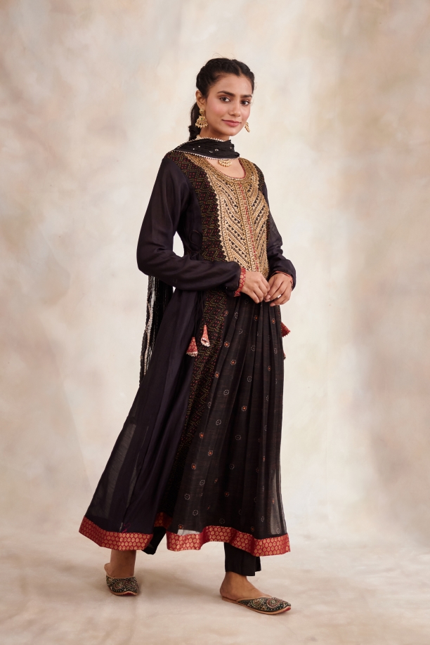 Black Bandhani Silk Suit Set