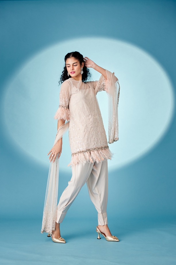 MEDHA BATRA - Powder Peach Suit Set