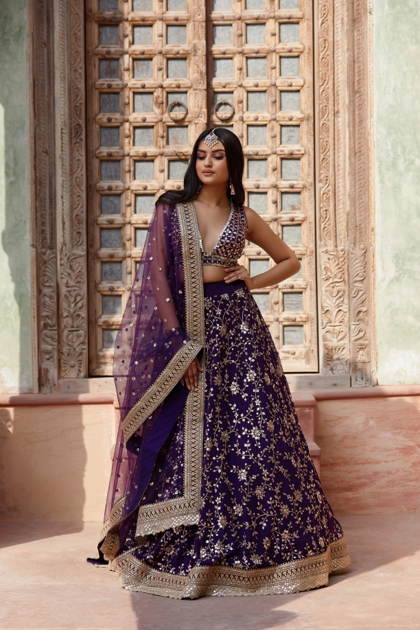 Frontier lehenga deals