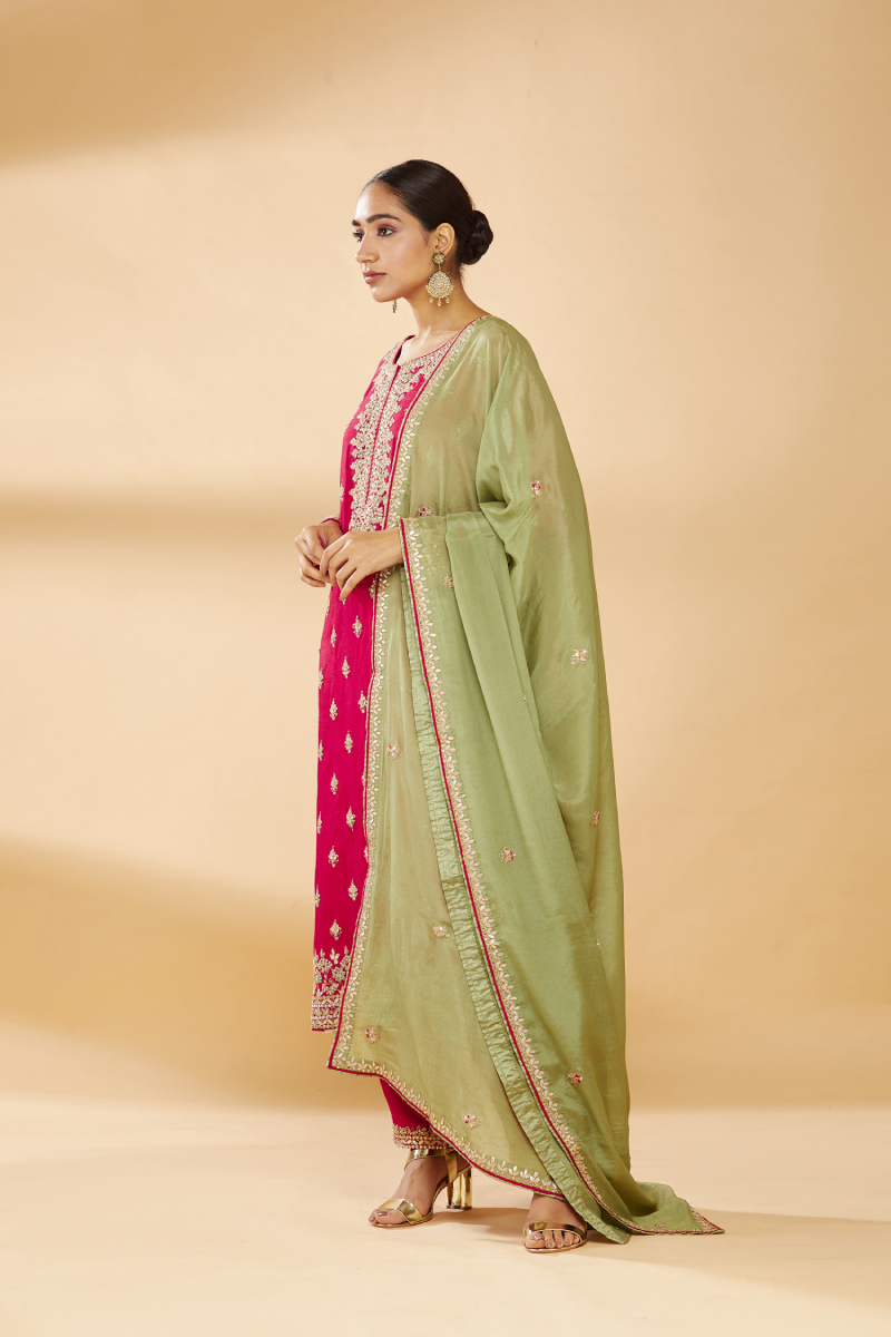 Discover 209+ pista green suit latest
