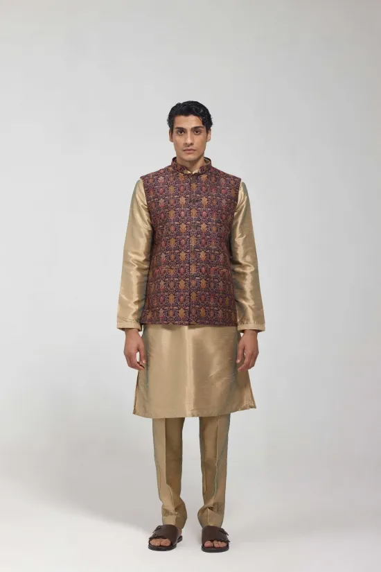 Multicolour Embroidered Half Jacket Set Multicolour Embroidered Half Jacket Set