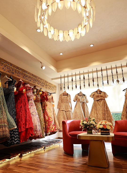Creating Timeless Bridal Style The Voice By Frontier Raas